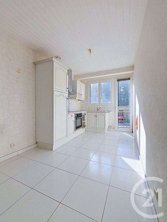 maison à vendre - 8 pièces - 140.0 m2 - CHATEAUBRIANT - 44 - PAYS-DE-LOIRE - Century 21 Iméo