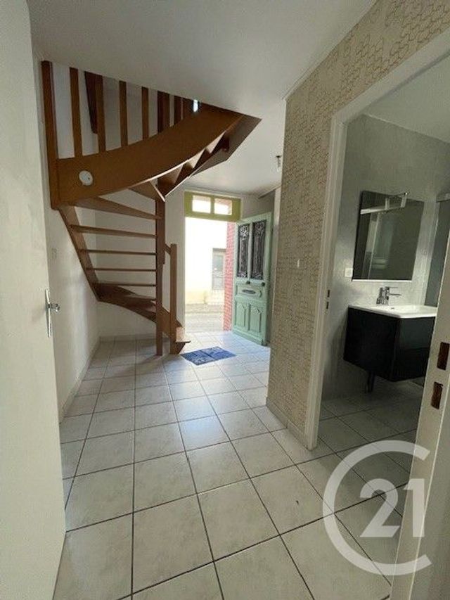 maison à louer - 4 pièces - 92.0 m2 - CHATEAUBRIANT - 44 - PAYS-DE-LOIRE - Century 21 Iméo
