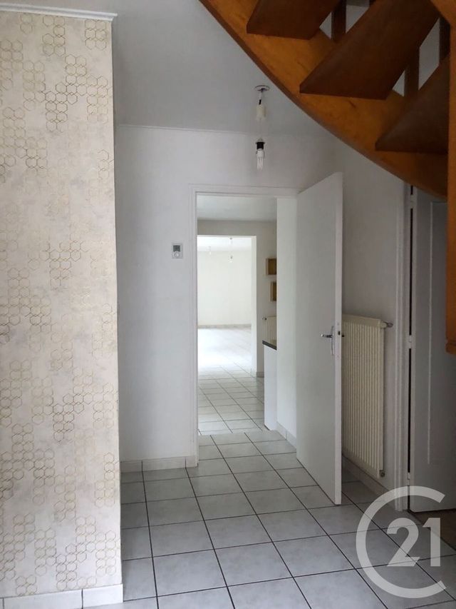 maison à louer - 4 pièces - 92.0 m2 - CHATEAUBRIANT - 44 - PAYS-DE-LOIRE - Century 21 Iméo