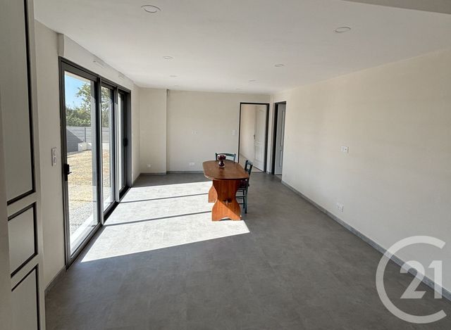 maison à vendre - 4 pièces - 81.56 m2 - ST JULIEN DE VOUVANTES - 44 - PAYS-DE-LOIRE - Century 21 Iméo