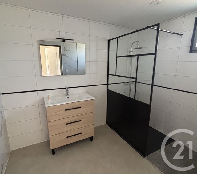 maison à vendre - 4 pièces - 81.56 m2 - ST JULIEN DE VOUVANTES - 44 - PAYS-DE-LOIRE - Century 21 Iméo