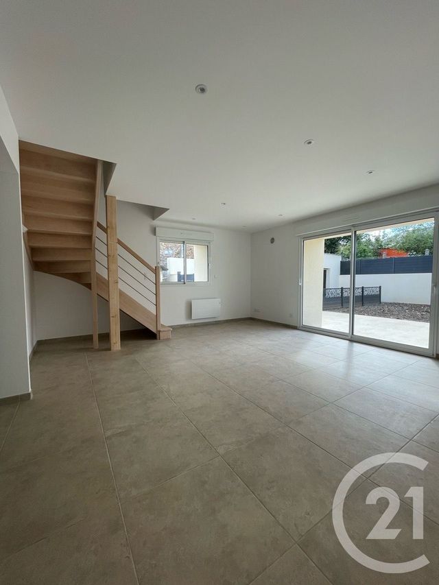 maison à louer - 5 pièces - 98.85 m2 - CHATEAUBRIANT - 44 - PAYS-DE-LOIRE - Century 21 Iméo