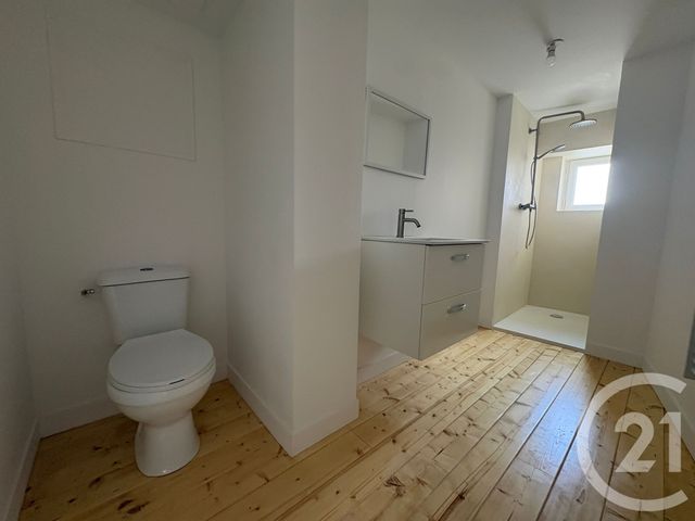 Appartement à louer - 3 pièces - 90.0 m2 - SEGRE EN ANJOU BLEU - 49 - PAYS-DE-LOIRE - Century 21 Iméo