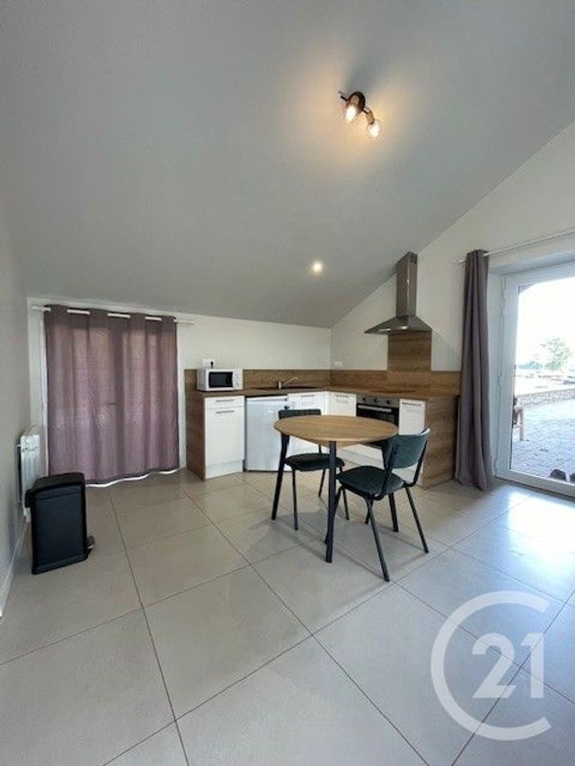 Appartement Studio à louer MARTIGNE FERCHAUD