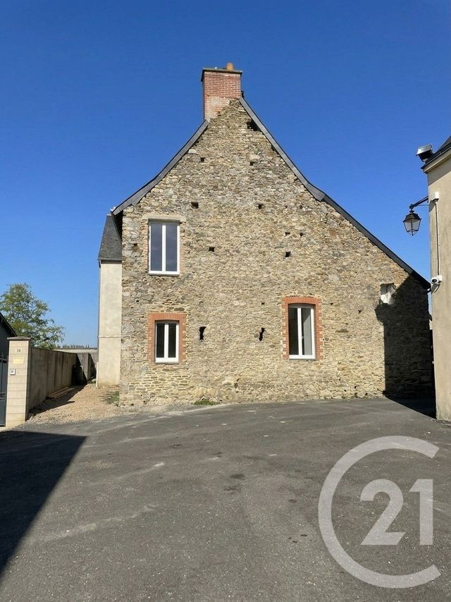 maison à louer - 3 pièces - 80.0 m2 - SEGRE EN ANJOU BLEU - 49 - PAYS-DE-LOIRE - Century 21 Iméo