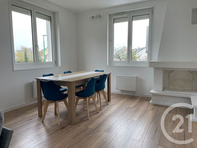 Appartement T4 à louer - 4 pièces - 64.0 m2 - SOUDAN - 44 - PAYS-DE-LOIRE - Century 21 Iméo