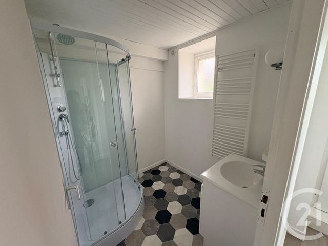 maison à louer - 4 pièces - 65.0 m2 - OMBREE D ANJOU - 49 - PAYS-DE-LOIRE - Century 21 Iméo