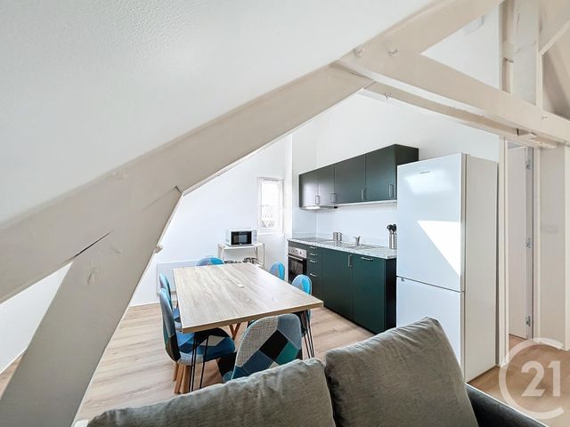Appartement à louer - 3 pièces - 44.12 m2 - SOUDAN - 44 - PAYS-DE-LOIRE - Century 21 Iméo