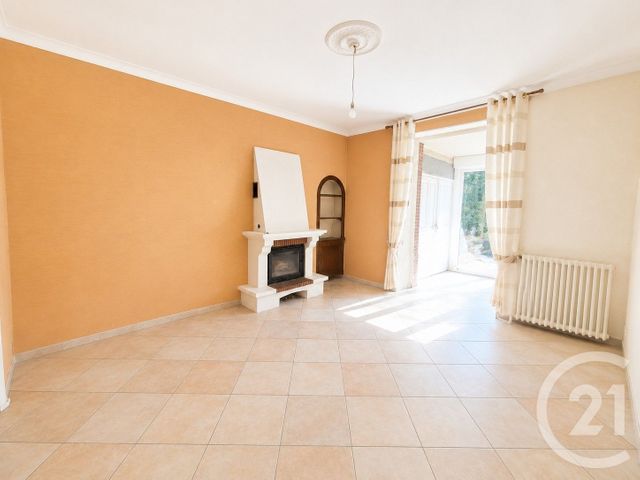 maison à vendre - 7 pièces - 130.59 m2 - CHATEAUBRIANT - 44 - PAYS-DE-LOIRE - Century 21 Iméo
