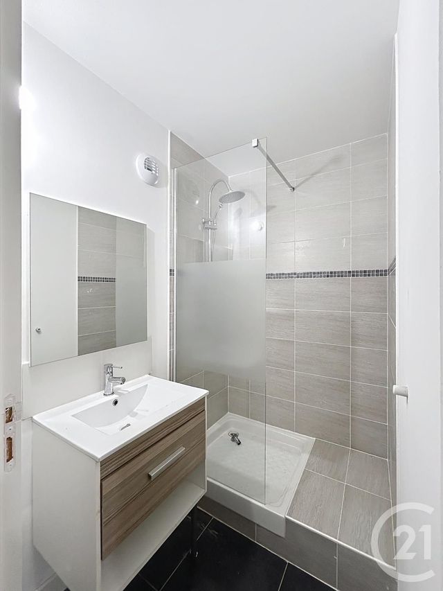 Appartement Studio à louer - 1 pièce - 36.0 m2 - CHATEAUBRIANT - 44 - PAYS-DE-LOIRE - Century 21 Iméo