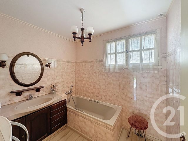 maison à vendre - 3 pièces - 97.37 m2 - CHATEAUBRIANT - 44 - PAYS-DE-LOIRE - Century 21 Iméo