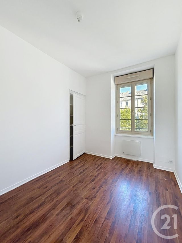 Afficher la photo en grand Appartement à louer - 3 pièces - 47.21 m2 - CHATEAUBRIANT - 44 - PAYS-DE-LOIRE - Century 21 Iméo