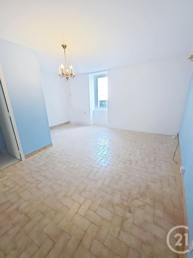 Appartement Studio à louer - 1 pièce - 34.0 m2 - CHATEAUBRIANT - 44 - PAYS-DE-LOIRE - Century 21 Iméo