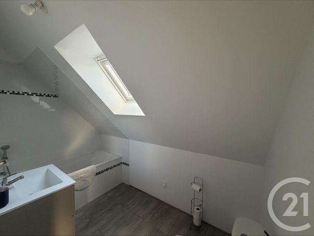 maison à vendre - 4 pièces - 162.42 m2 - CHATEAUBRIANT - 44 - PAYS-DE-LOIRE - Century 21 Iméo