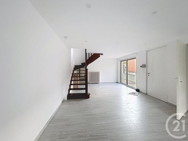 maison à louer - 3 pièces - 93.05 m2 - CHATEAUBRIANT - 44 - PAYS-DE-LOIRE - Century 21 Iméo