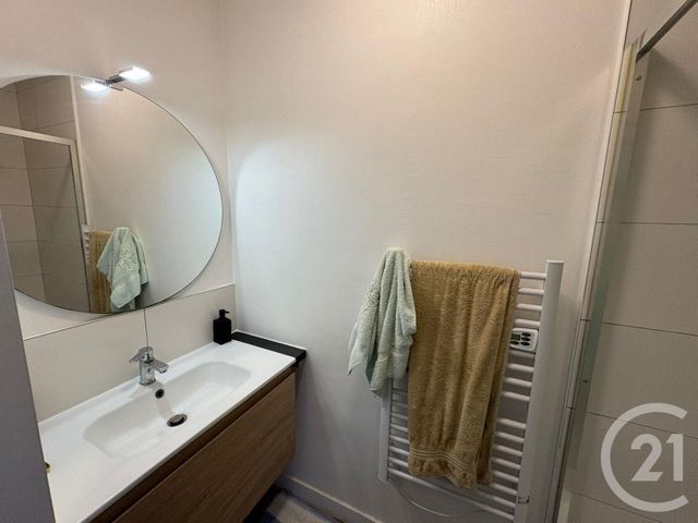 Appartement T2 à louer - 2 pièces - 37.0 m2 - CHATEAUBRIANT - 44 - PAYS-DE-LOIRE - Century 21 Iméo