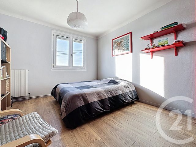 maison à vendre - 6 pièces - 170.0 m2 - JOUE SUR ERDRE - 44 - PAYS-DE-LOIRE - Century 21 Iméo