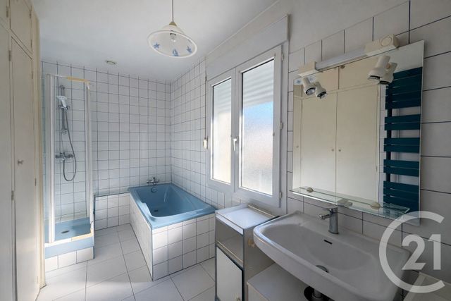 maison à vendre - 3 pièces - 82.31 m2 - CHATEAUBRIANT - 44 - PAYS-DE-LOIRE - Century 21 Iméo