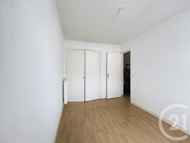 Appartement à louer - 5 pièces - 77.25 m2 - CHATEAUBRIANT - 44 - PAYS-DE-LOIRE - Century 21 Iméo