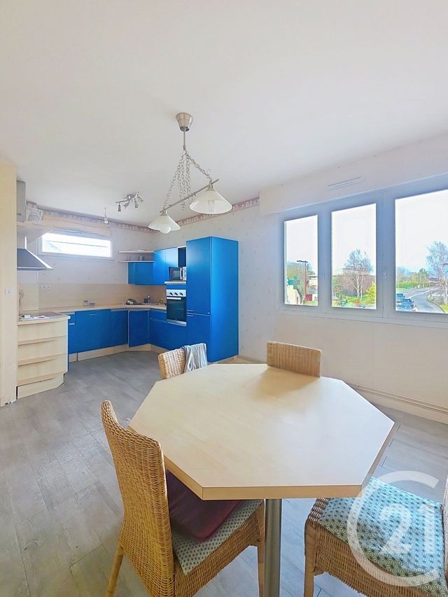 maison à vendre - 8 pièces - 318.0 m2 - MOISDON LA RIVIERE - 44 - PAYS-DE-LOIRE - Century 21 Iméo