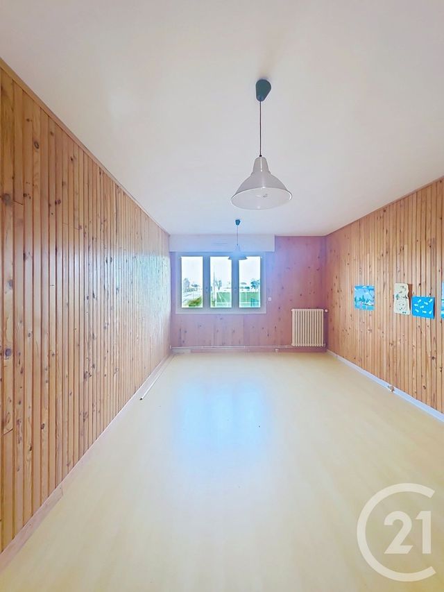 maison à vendre - 8 pièces - 318.0 m2 - MOISDON LA RIVIERE - 44 - PAYS-DE-LOIRE - Century 21 Iméo