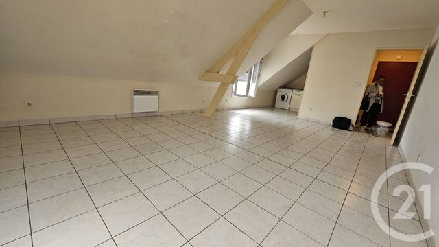 Appartement F3 à louer - 3 pièces - 46.0 m2 - ST MARS LA JAILLE - 44 - PAYS-DE-LOIRE - Century 21 Iméo