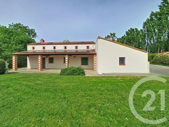 maison à vendre - 10 pièces - 205.0 m2 - MONTREVAULT SUR EVRE - 49 - PAYS-DE-LOIRE - Century 21 Iméo