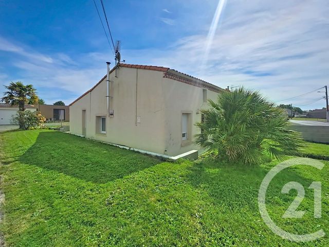 maison à vendre - 6 pièces - 130.0 m2 - MONTREVAULT SUR EVRE - 49 - PAYS-DE-LOIRE - Century 21 Iméo