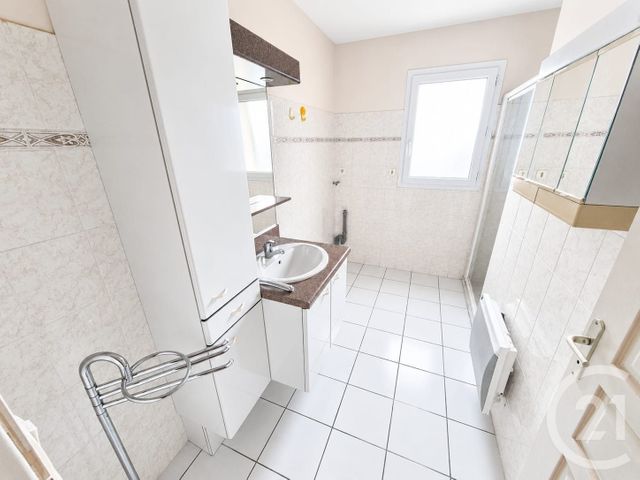 maison à vendre - 5 pièces - 72.0 m2 - CHATEAUBRIANT - 44 - PAYS-DE-LOIRE - Century 21 Iméo