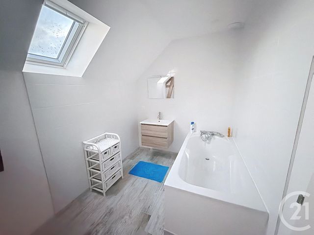 maison à vendre - 5 pièces - 125.43 m2 - ST AUBIN DES CHATEAUX - 44 - PAYS-DE-LOIRE - Century 21 Iméo